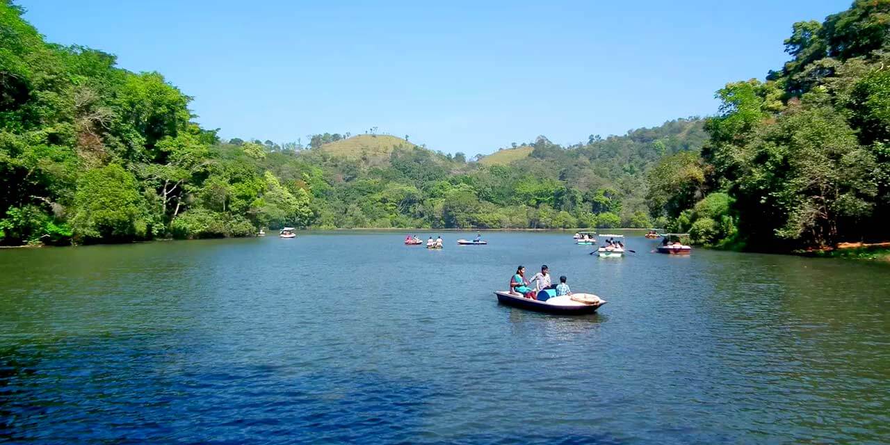 Pookode Lake Wayanad: Boating Fees, Timings & Nearby Attractions