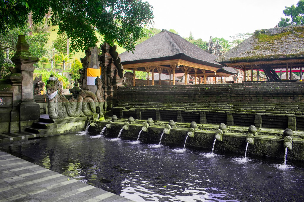 Pura Tirta Empul Bali: Holy Water Rituals, Timings & Dress Code