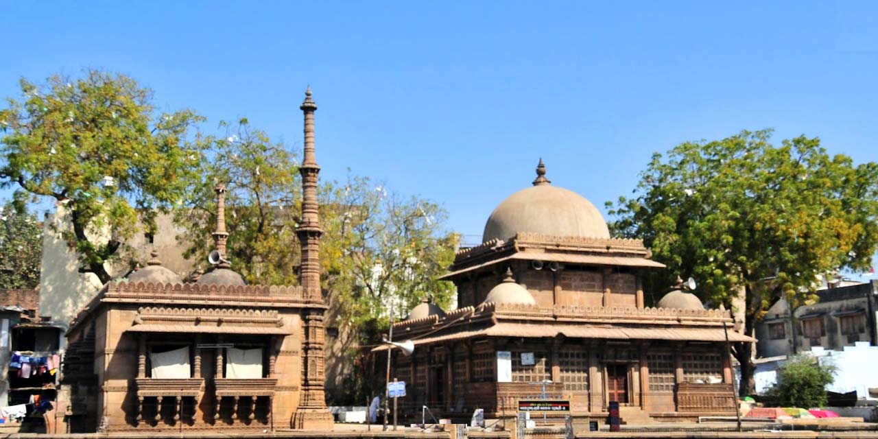 Rani Sipri Mosque Ahmedabad: History, Architecture & Timings