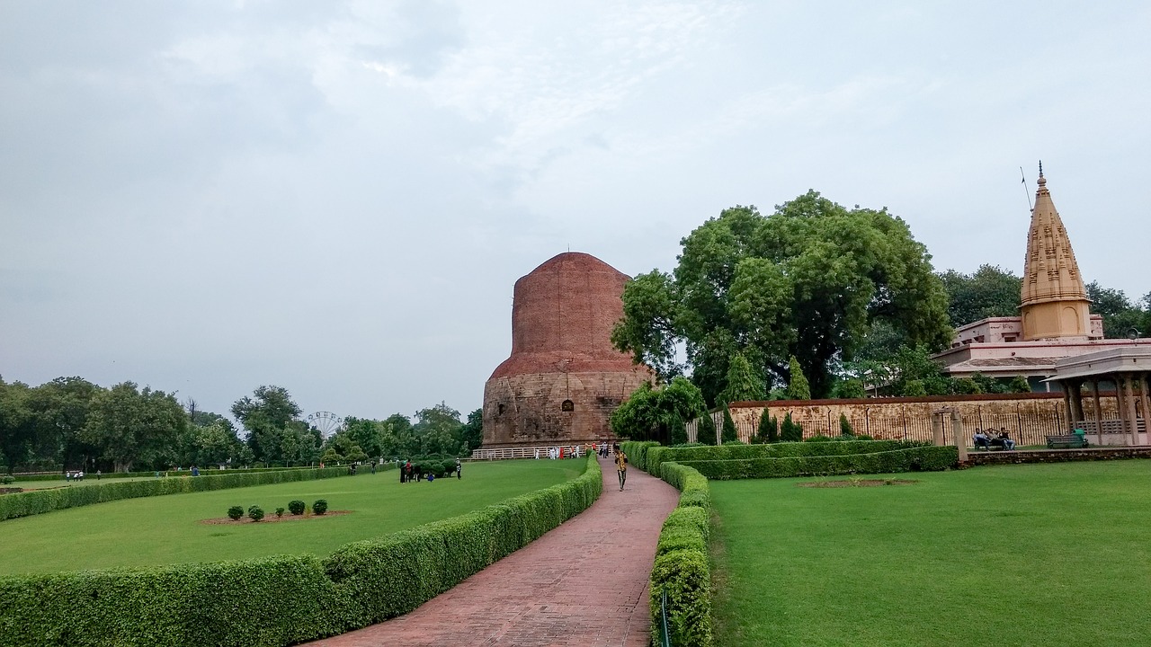 Sarnath Temple Varanasi: Timings, Route & Buddhist Site Circuit