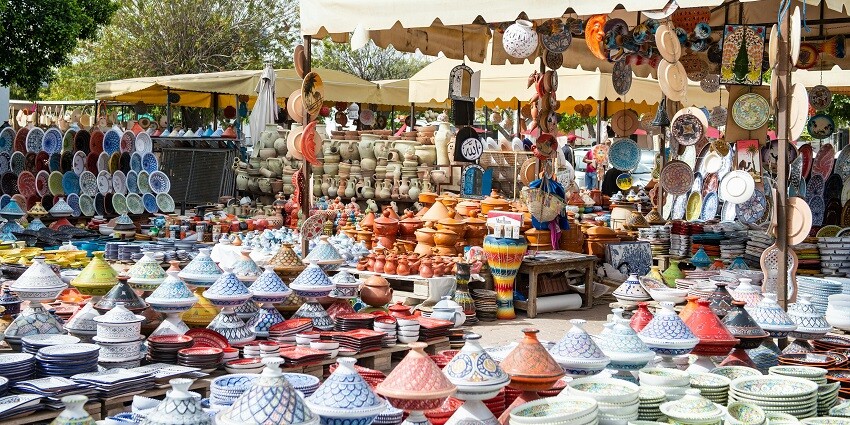Shopping in Agra: Complete Guide to Souvenirs, Handicrafts & Markets