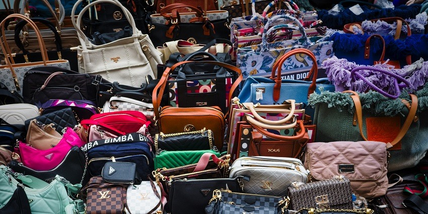 Shopping in Gangtok: MG Marg & Local Markets