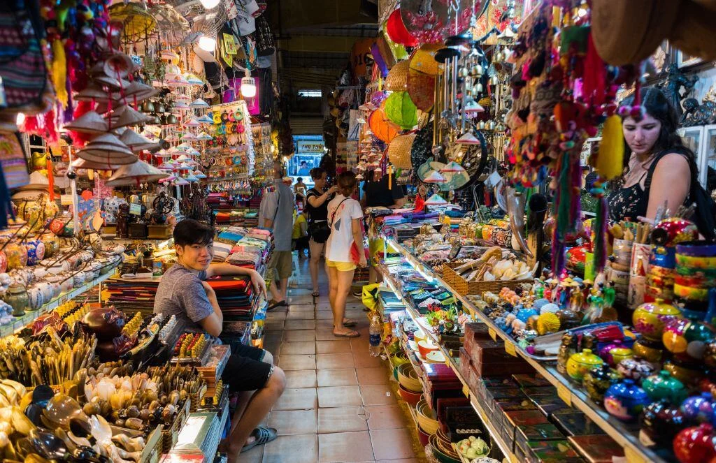 Shopping in Vietnam: Markets, Malls & Tips