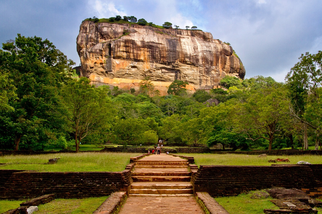 Sigiriya Rock Fortress Sri Lanka: Tickets, Climb Timings & Travel Tips