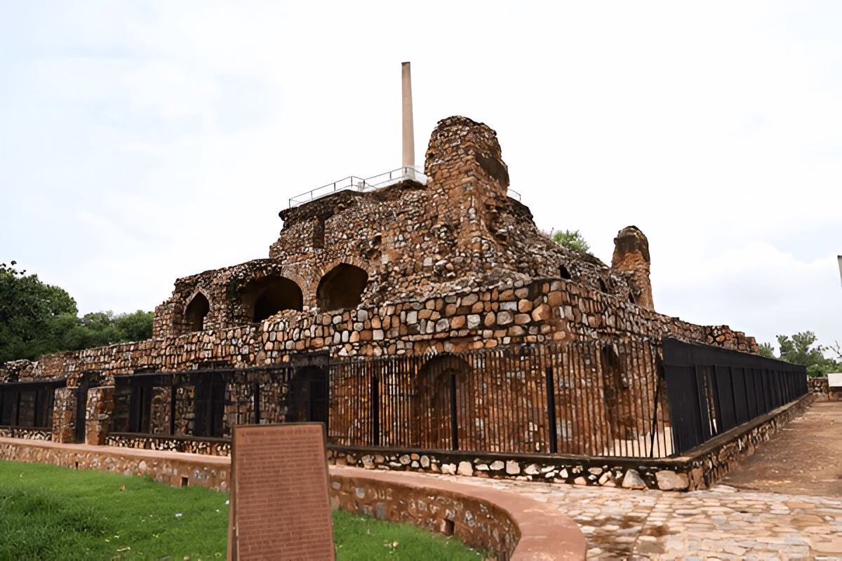 Siri Fort Delhi: History, Location, Entry & Visitor Information