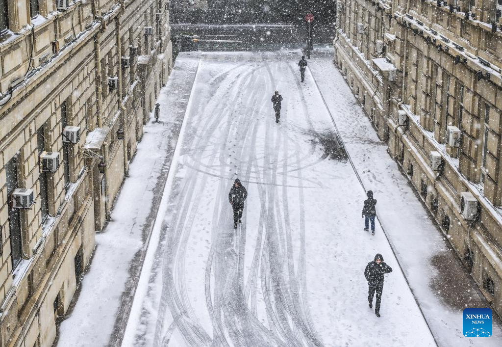 Snowfall in Baku: Winter Weather, Snow Locations & Travel Plan
