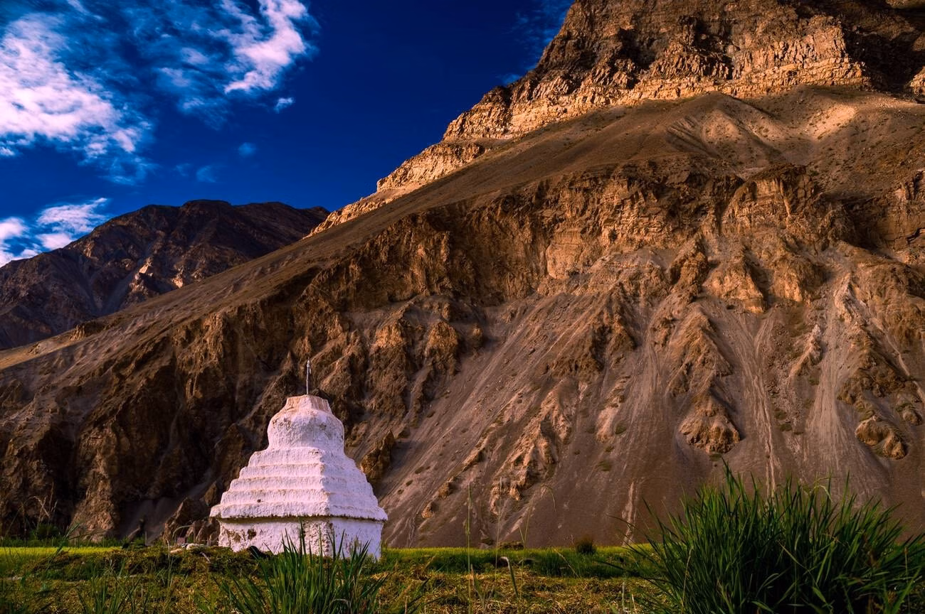 Stays in Tabo Village Spiti: Guesthouses, Homestays & Booking Tips