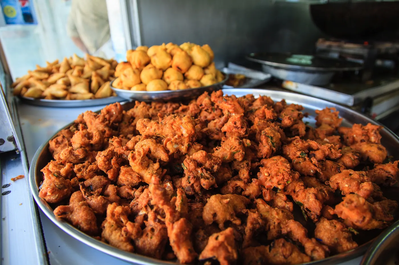 Street Food in Kolkata: 20 Must-Try Dishes & Best Locations