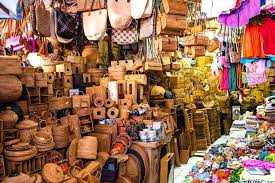 Sukawati Art Market Bali: Shopping Guide and Bargaining Tips