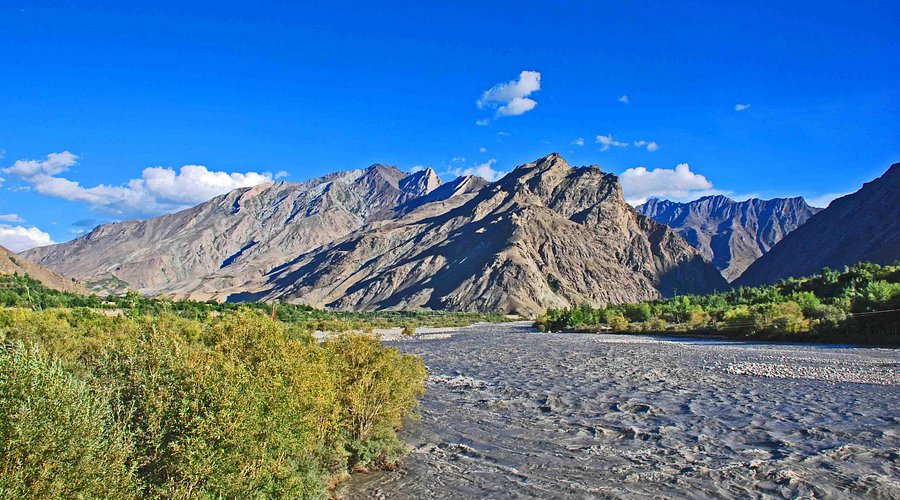 Suru Valley Ladakh: Route, Villages, Peaks & Travel Tips