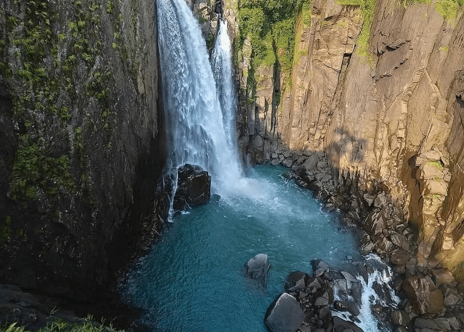 Weinia Falls Meghalaya: Route, Best Time and Safety