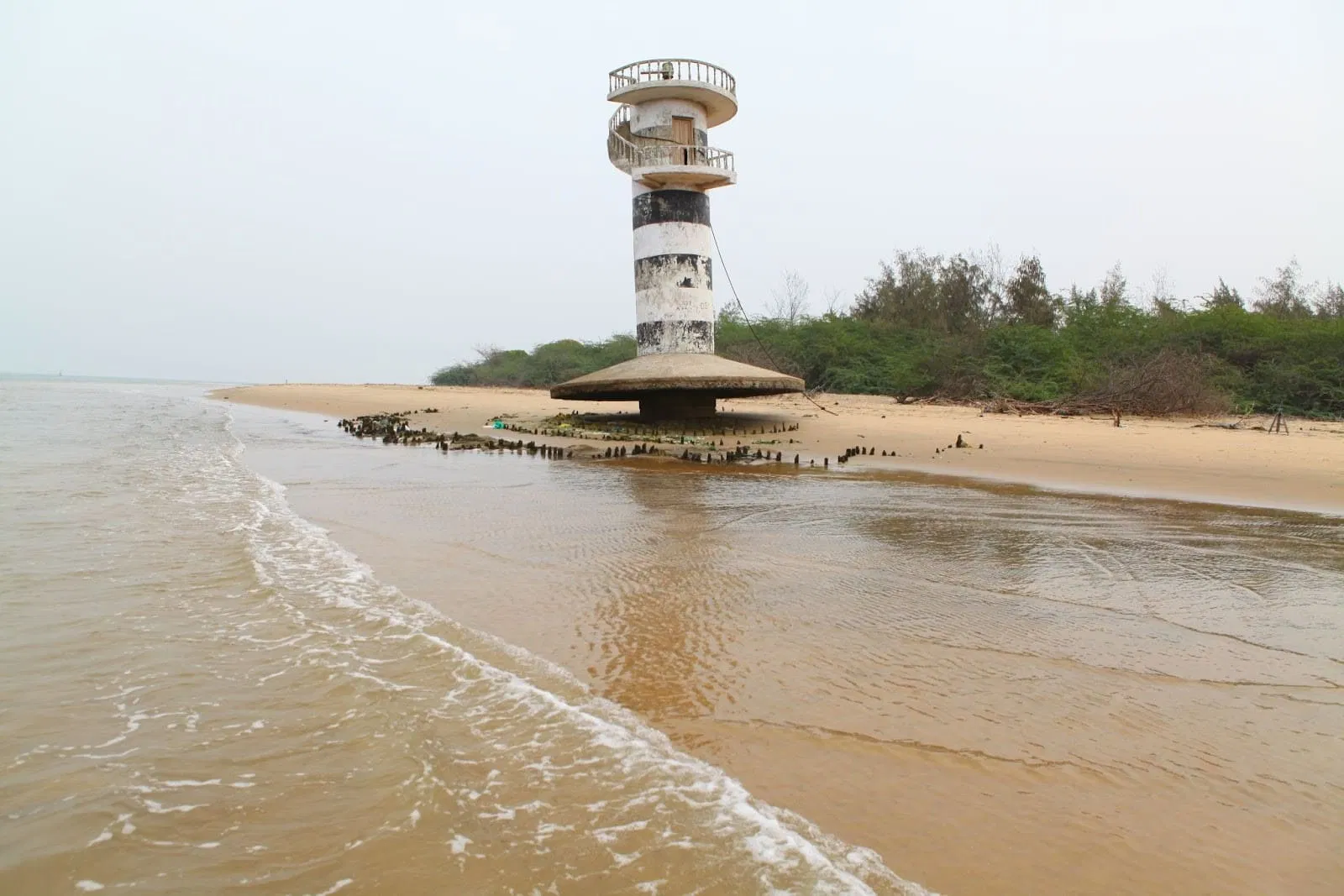 Yanam Beach Pondicherry: Riverfront Views, Food & Evening Walk