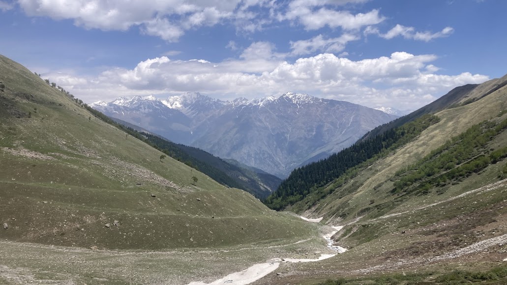 Buran Ghati Trek - Image 6