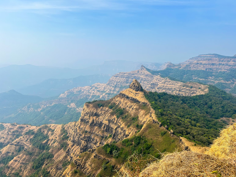 Vasota Fort Trek - Image 2