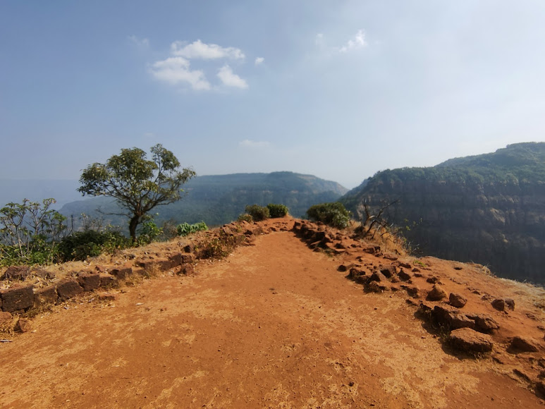 Vasota Fort Trek - Image 5