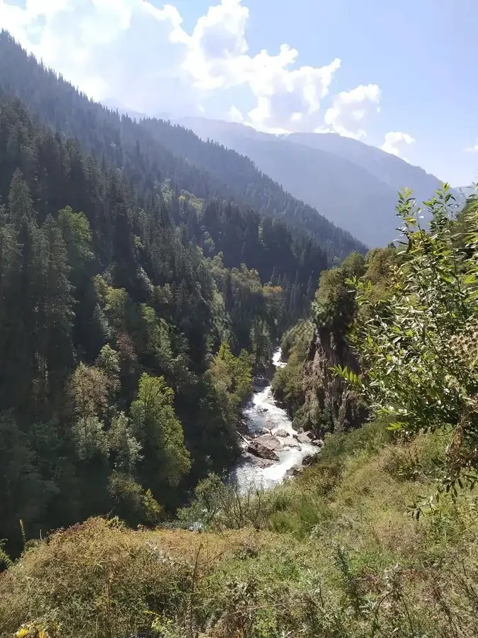Kasol Kheerganga Trek - Image 1